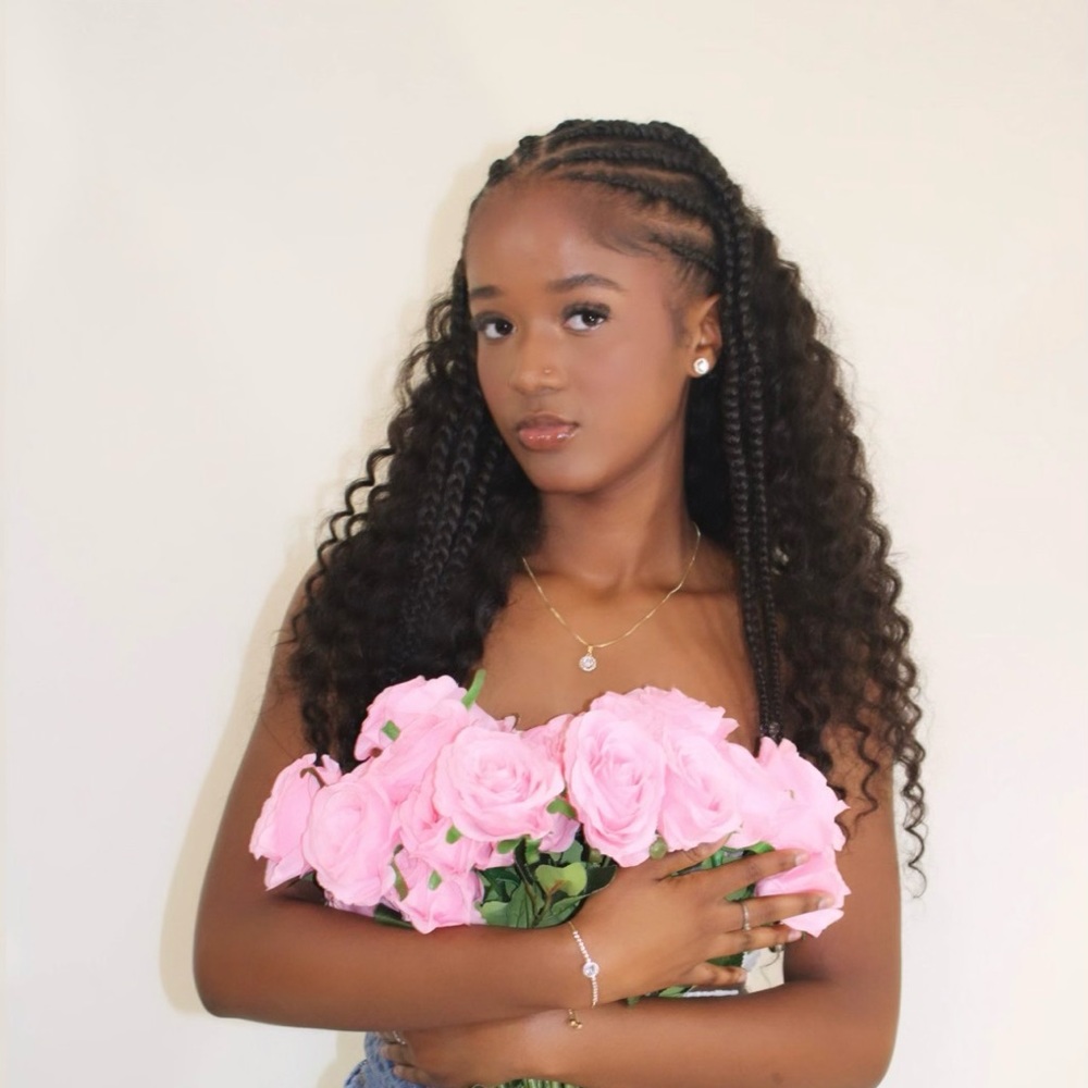 Meet your Posher, Imani